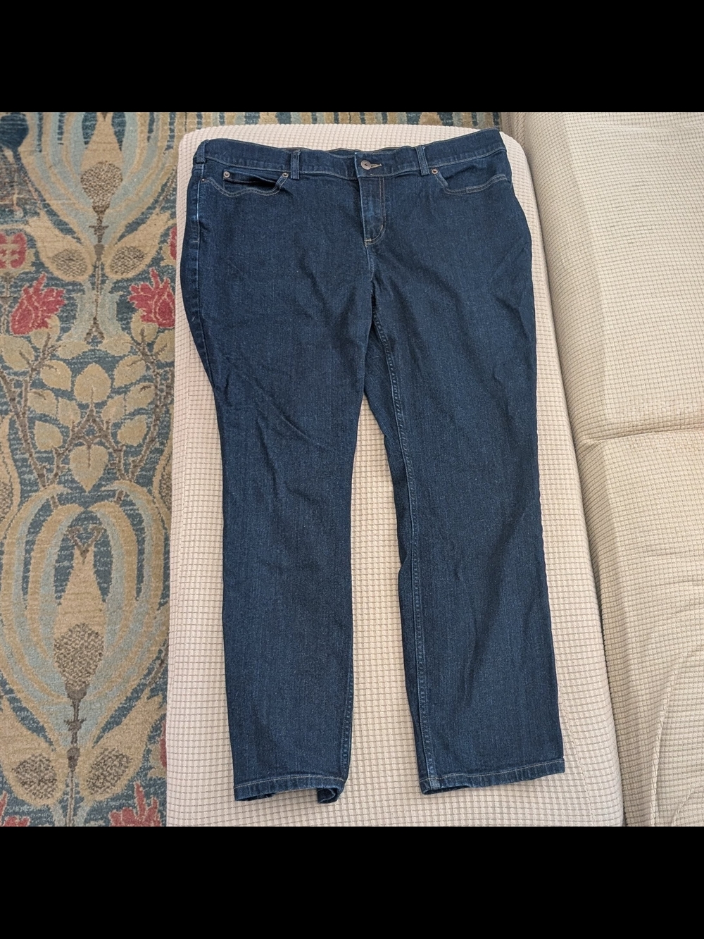 Duluth Trading Co Women's Dark Blue Straight-Leg Jeans